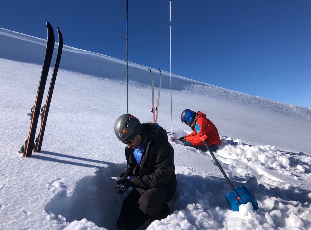 Curso de seguridad en terreno de aludes